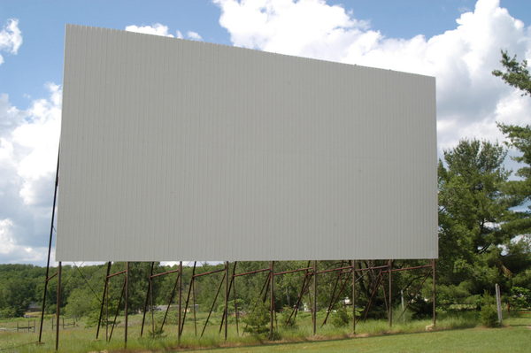 Meredith Drive-In Theatre - 2002-2003 Photo (newer photo)